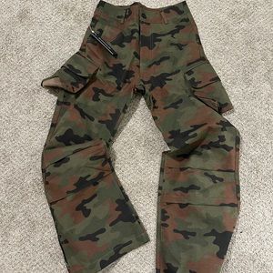 Baggy Camo Cargos (BLACKTAILOR)